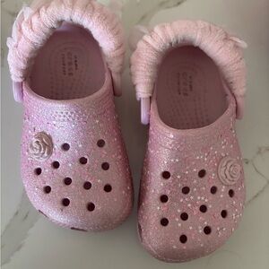 CROCS Pink Glitter Kids Clogs with Rose Accent